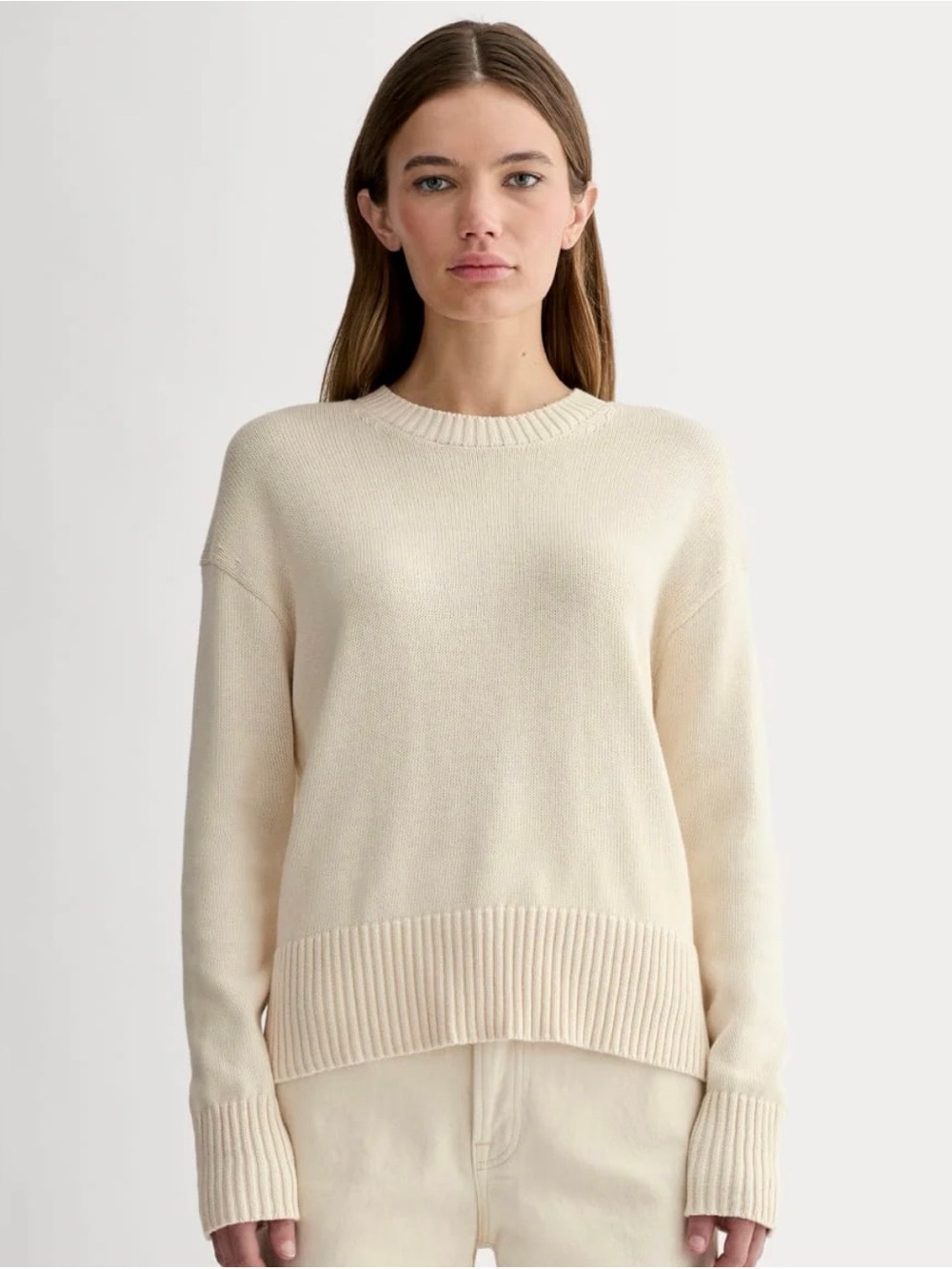 Everlane The Boxy Crewneck Sweater in Cream
